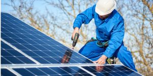 Installation Maintenance Panneaux Solaires Photovoltaïques à Challet
